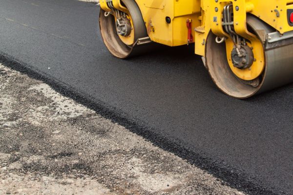 Cost of Driveway Asphalt Paving in Lincoln
