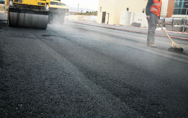 Cost of Asphalt Road Installation in Lincoln