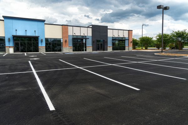 Cost of Parking Lot Blacktopping in Lincoln